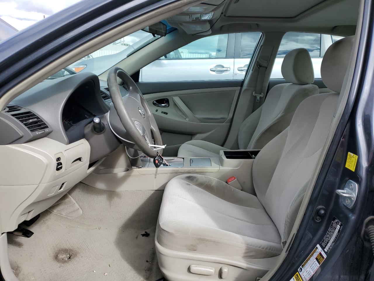 2011 Toyota Camry - Image 7
