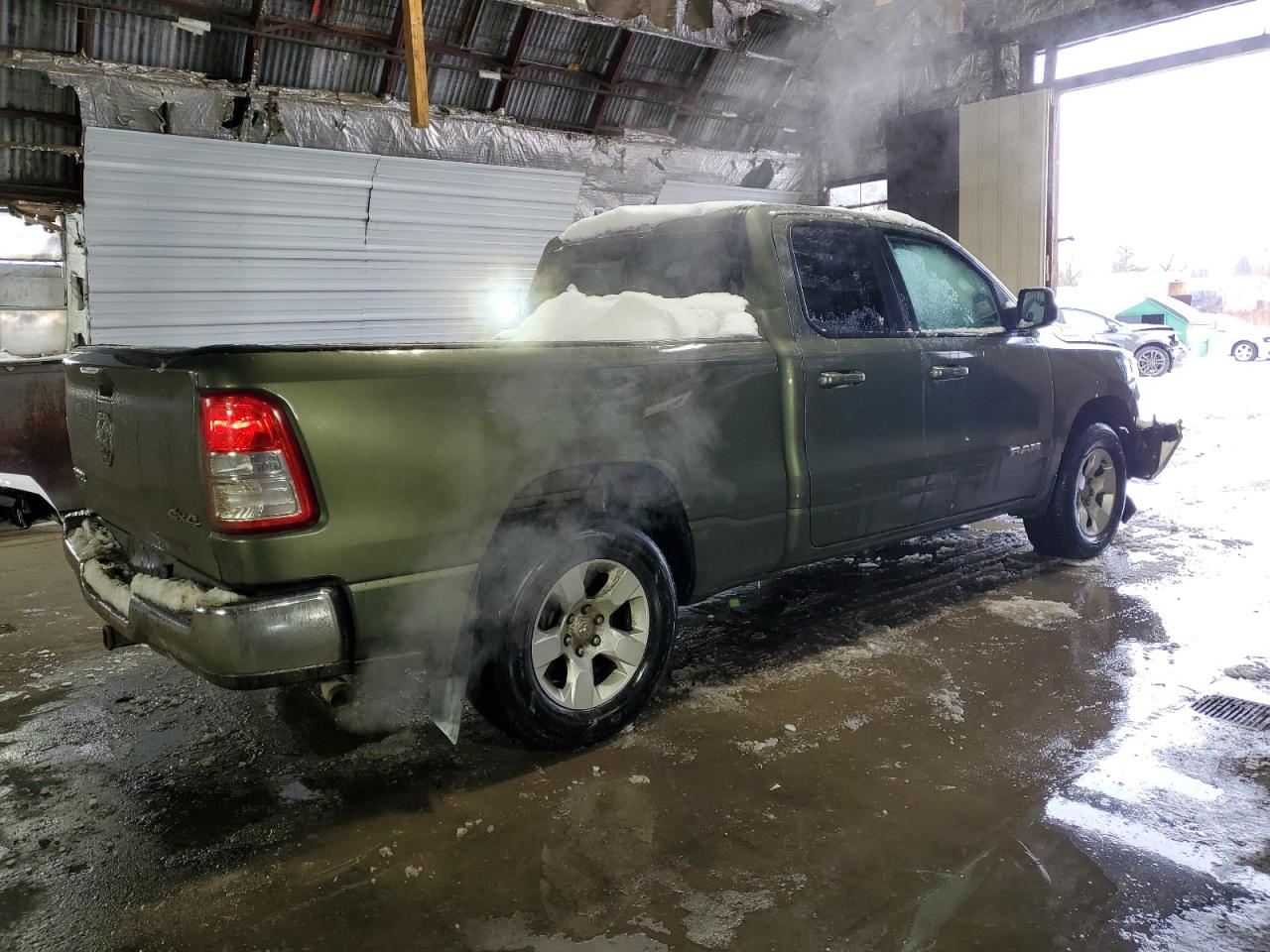 2021 RAM 1500 - Image 3