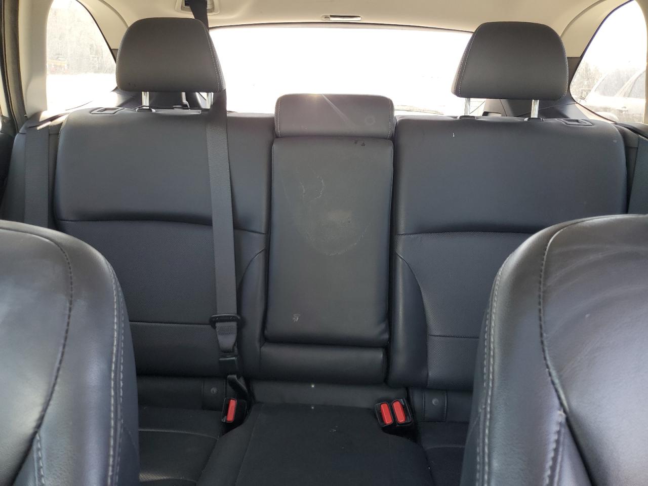 2016 Subaru Outback - Image 10