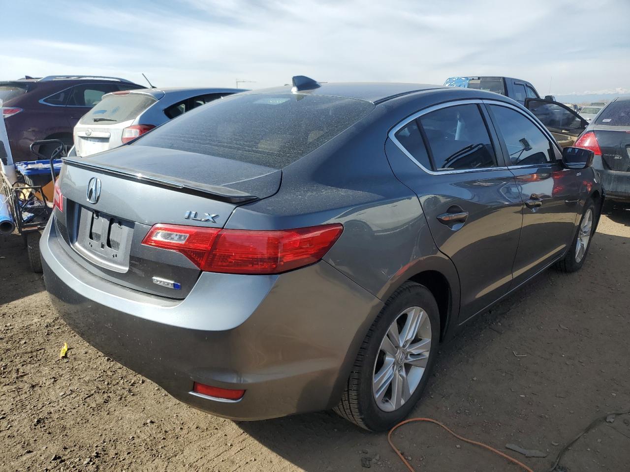 2013 Acura ILX - Image 3