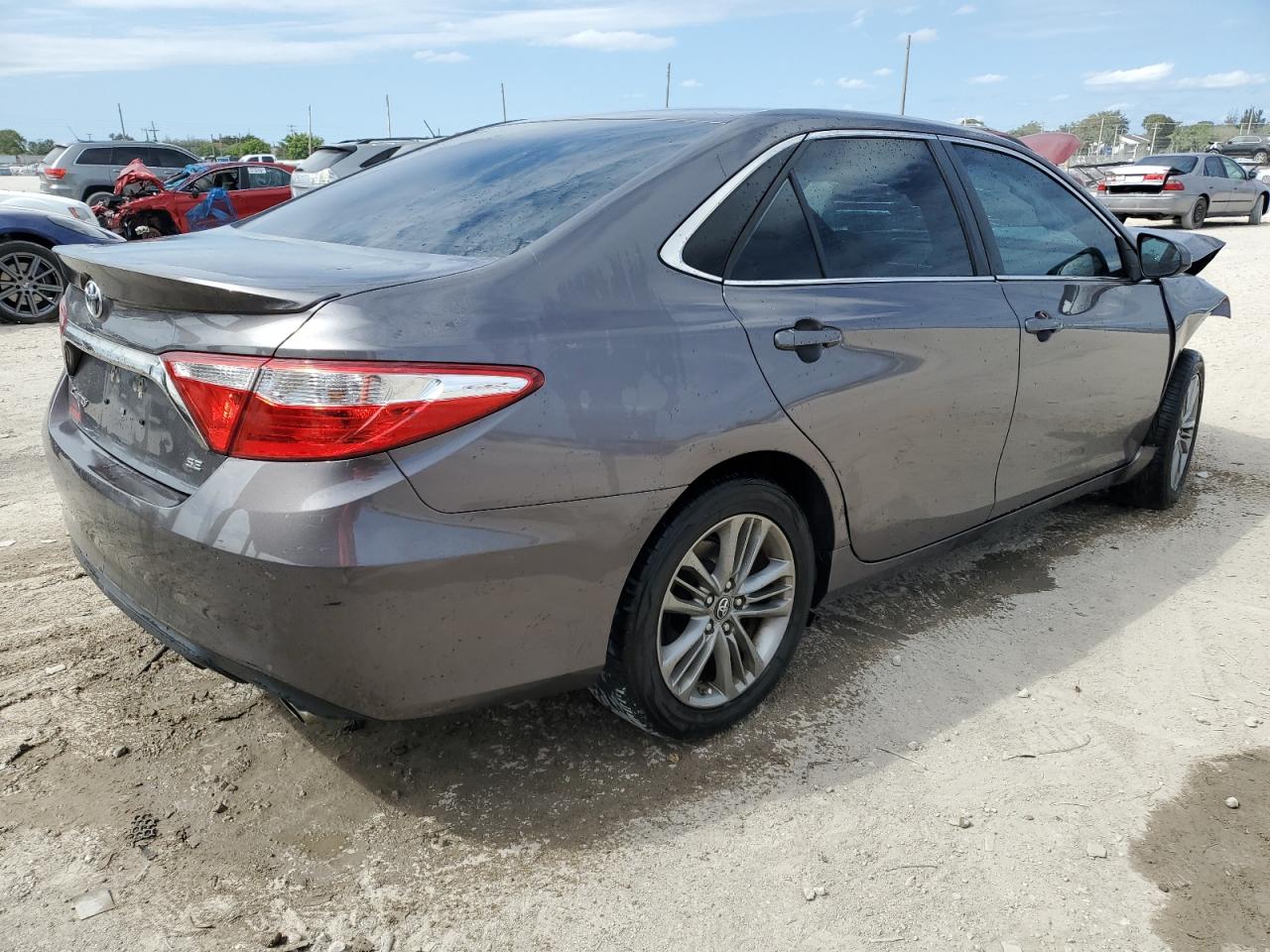 2017 Toyota Camry - Image 3