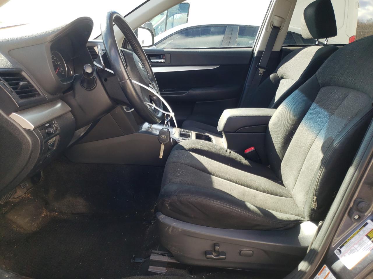 2013 Subaru Outback - Image 7