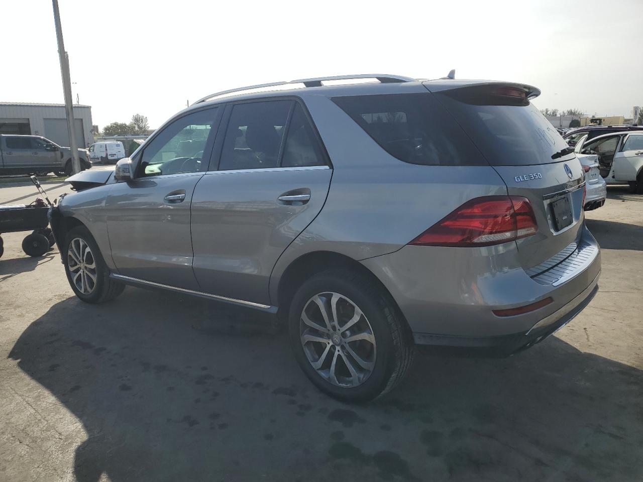 2016 Mercedes-Benz GLE - Image 2