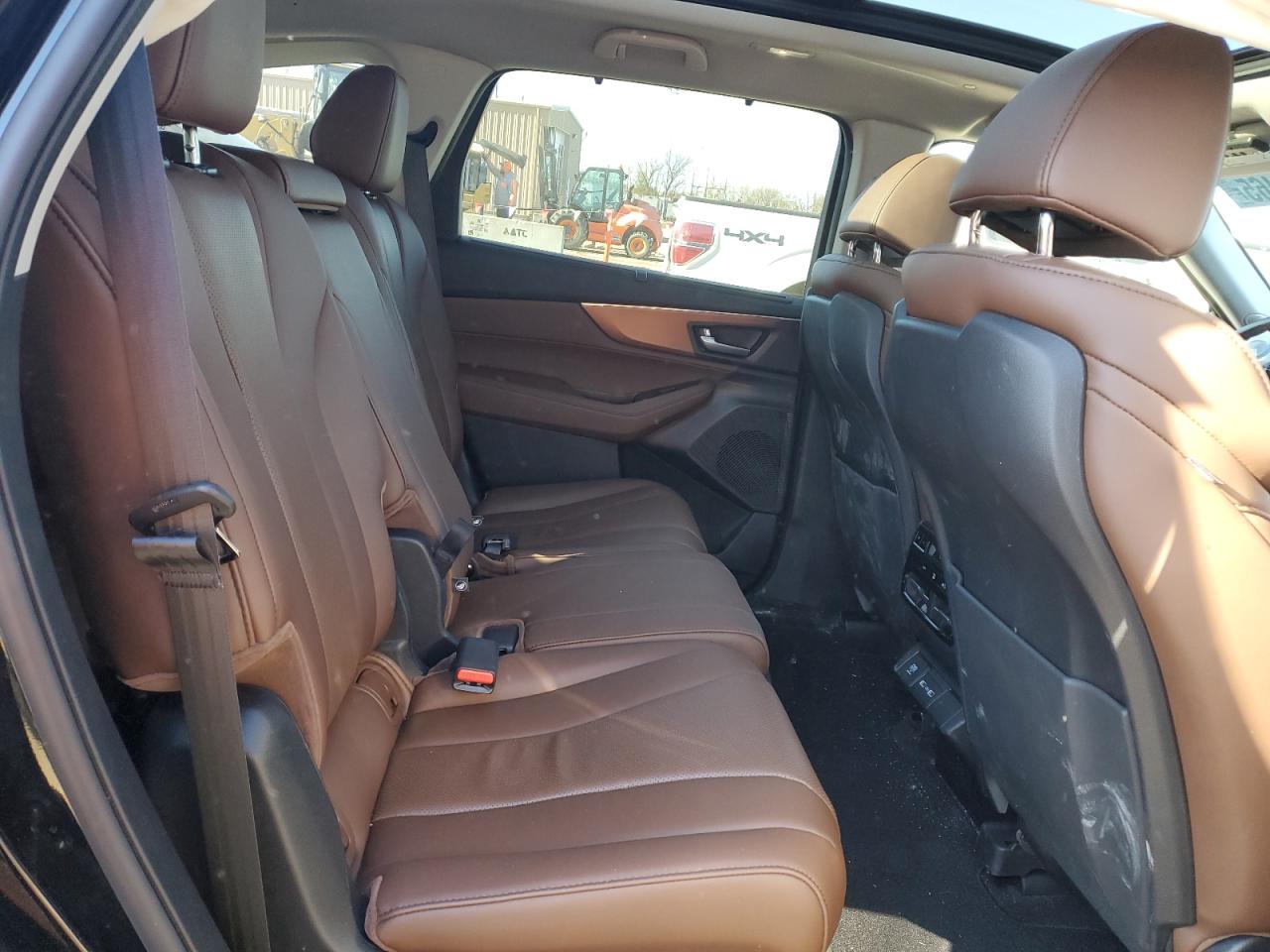 2023 Acura MDX - Image 12