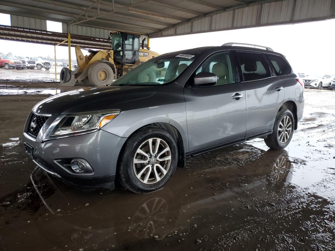 2016 Nissan Pathfinder - Image 1