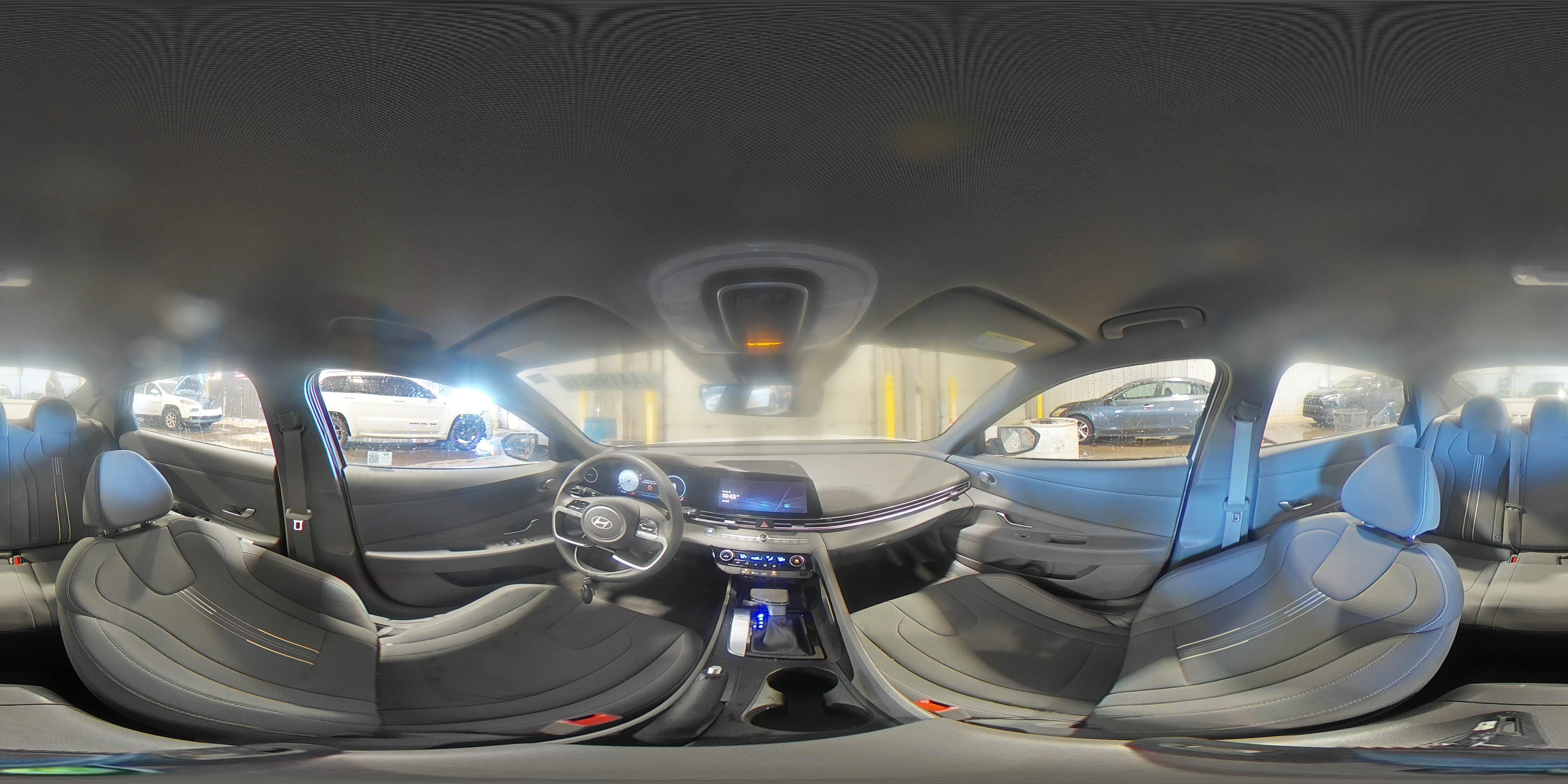 2024 Hyundai Elantra - Image 15