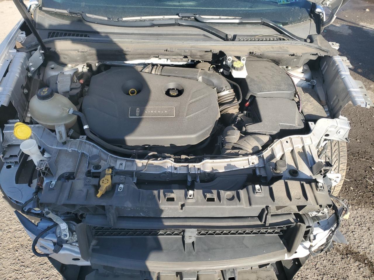 2019 Lincoln MKZ - Image 12