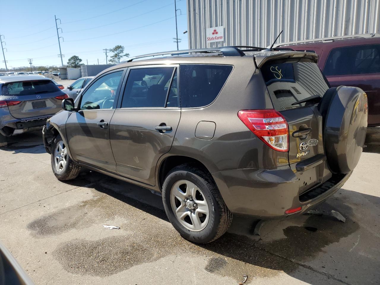 2012 Toyota RAV 4 - Image 2