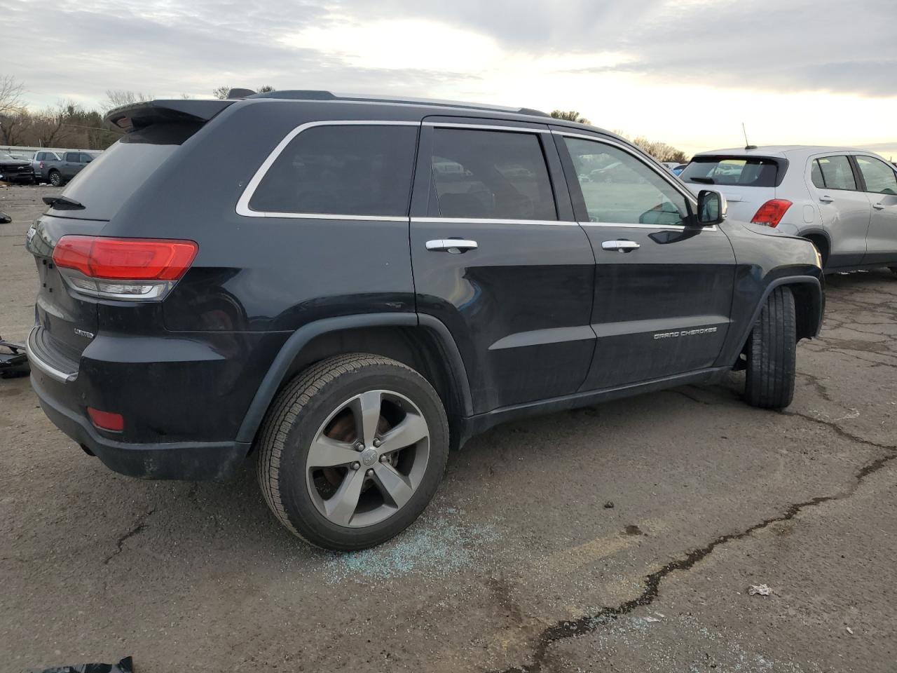 2014 Jeep Grand Cherokee - Image 3
