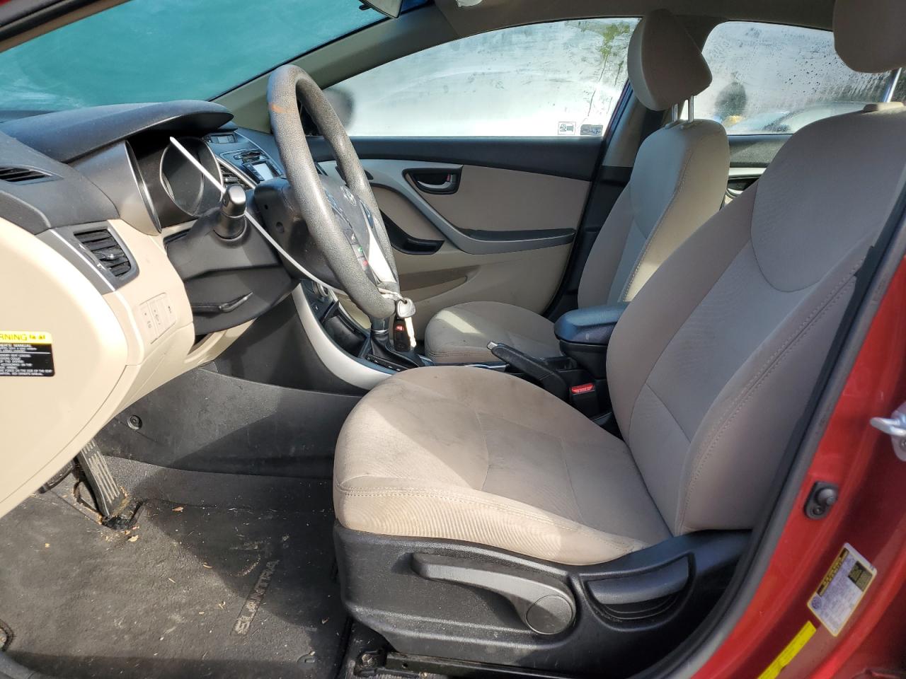 2014 Hyundai Elantra - Image 7