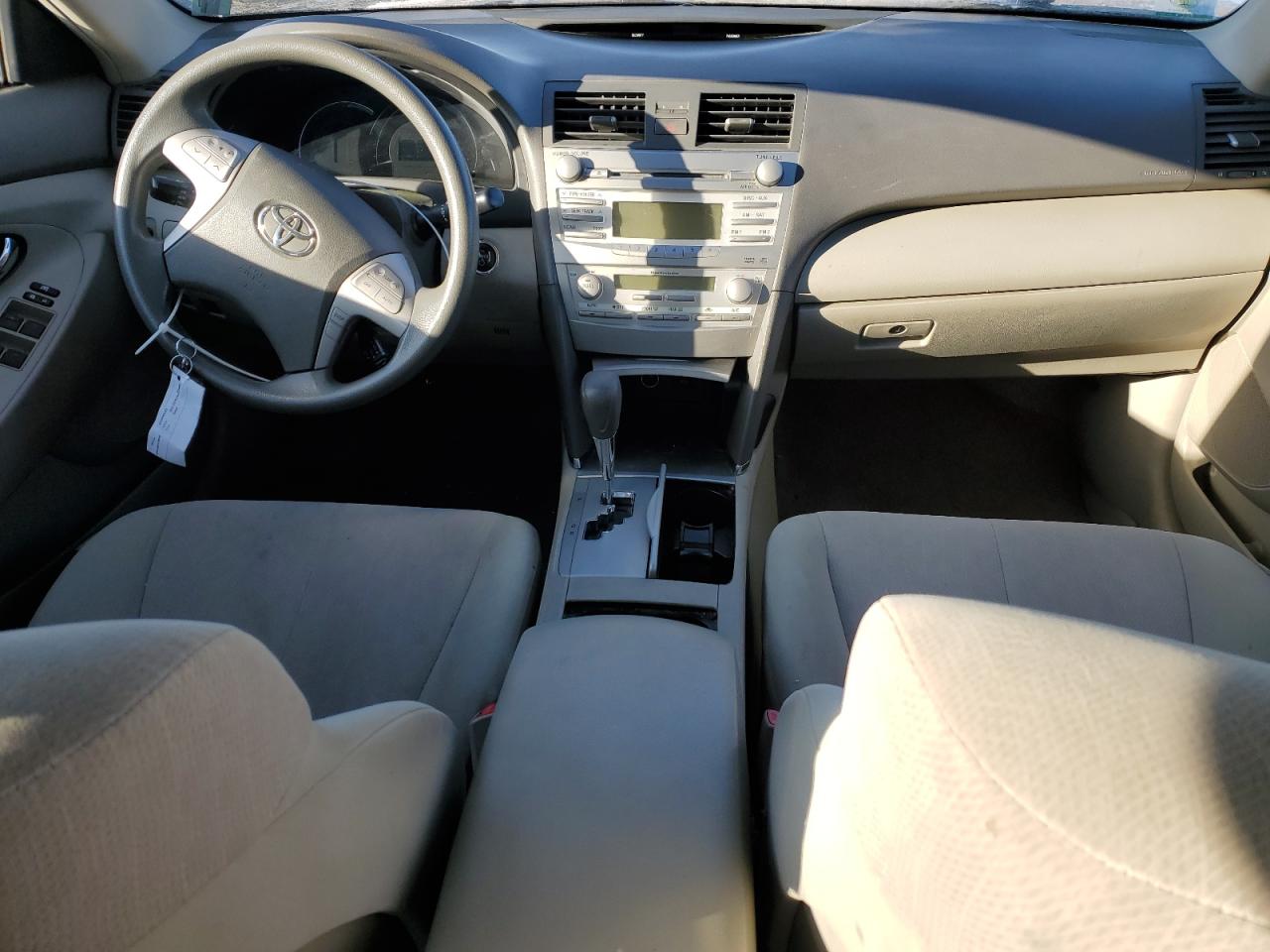 2011 Toyota Camry - Image 8