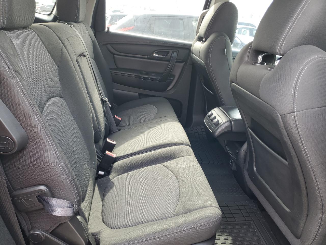 2017 Chevrolet Traverse - Image 11