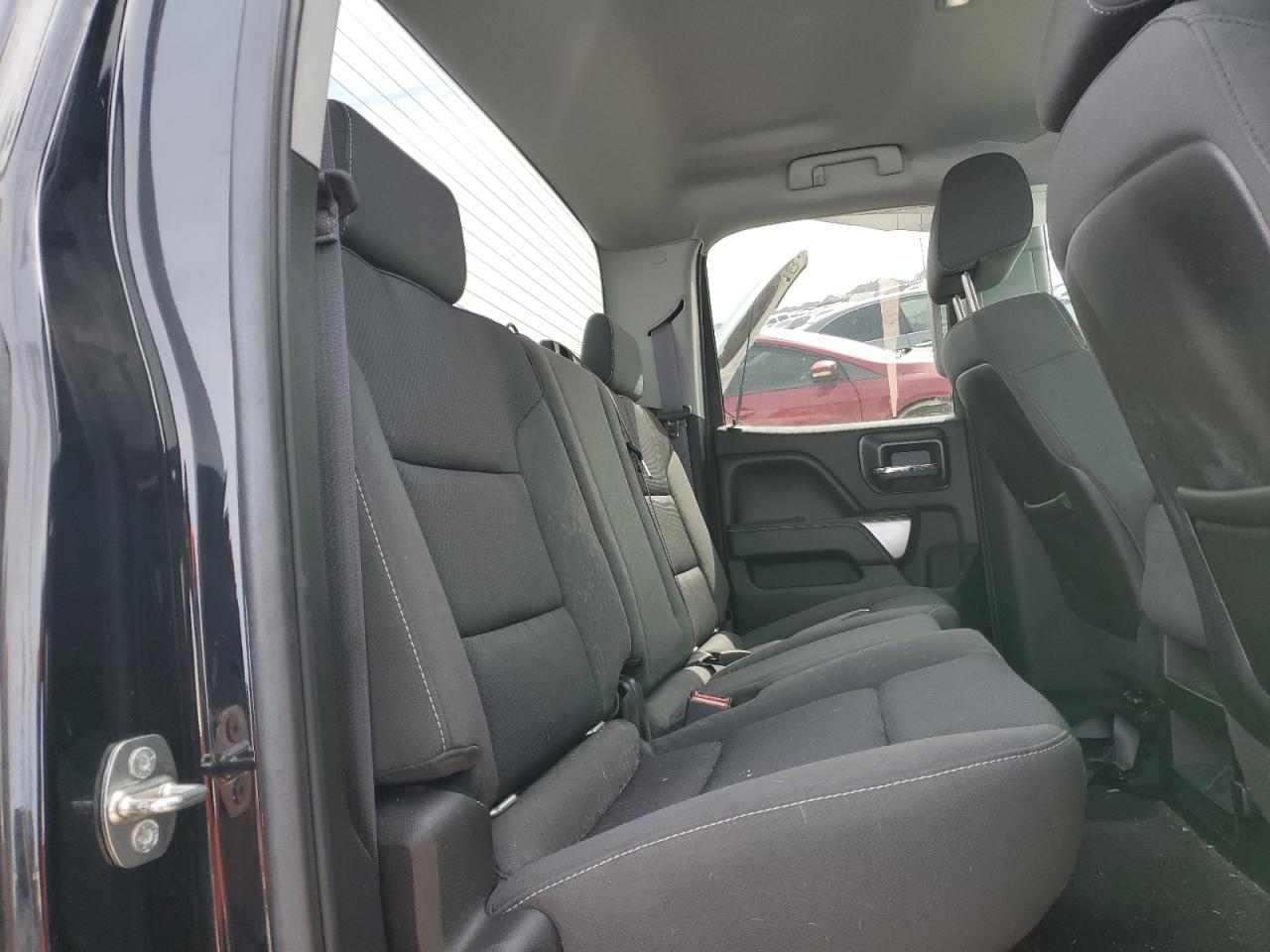 2015 Chevrolet Silverado - Image 10
