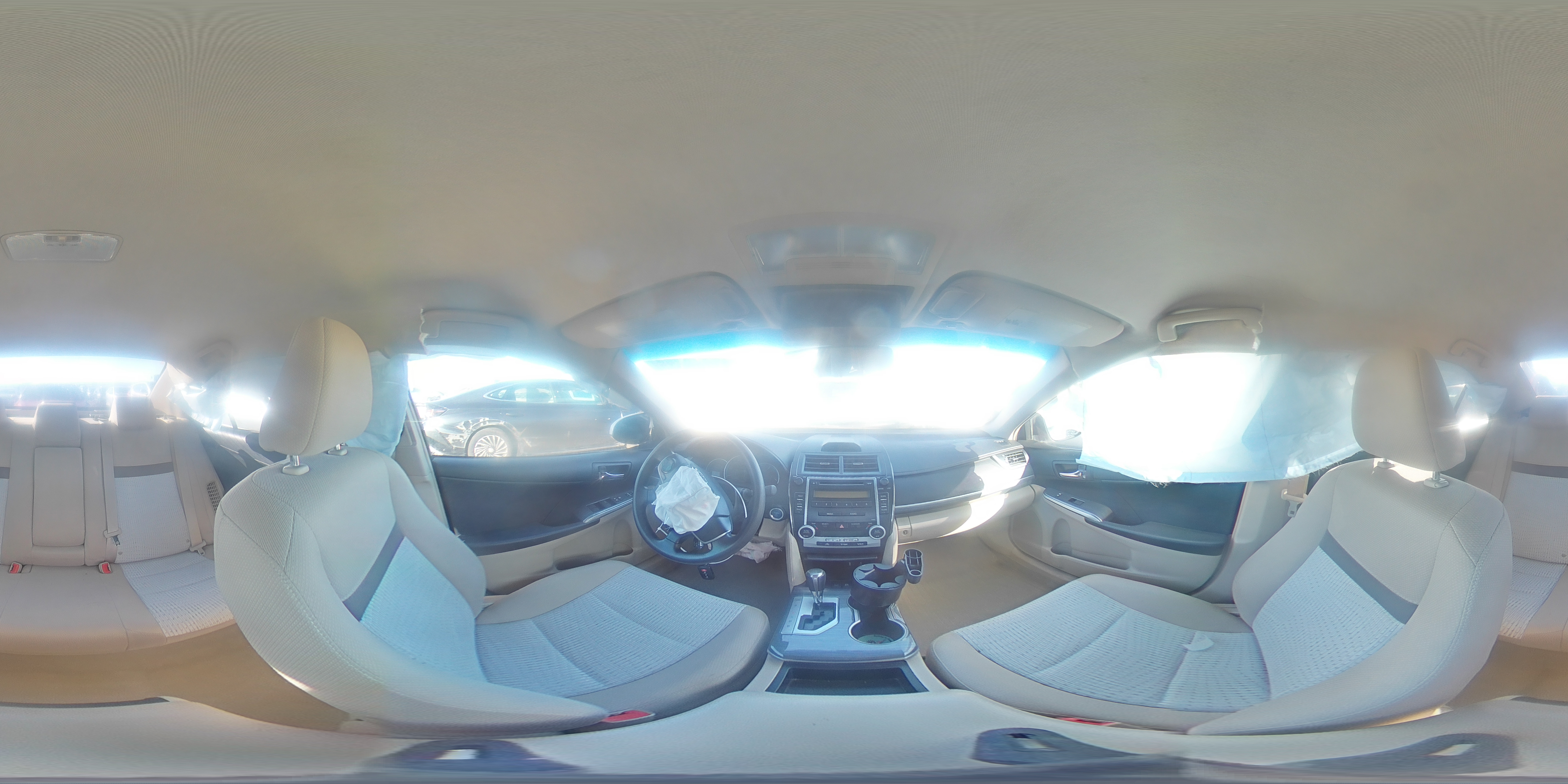 2012 Toyota Camry - Image 14
