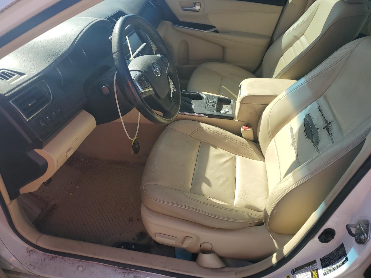2015 Toyota Camry - Image 7