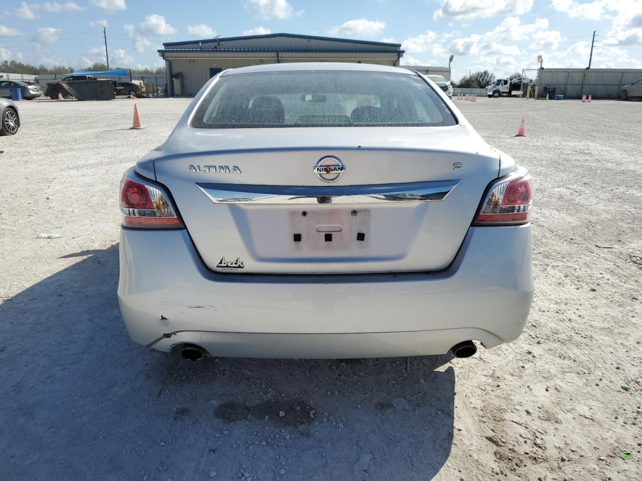 2015 Nissan Altima - Image 6