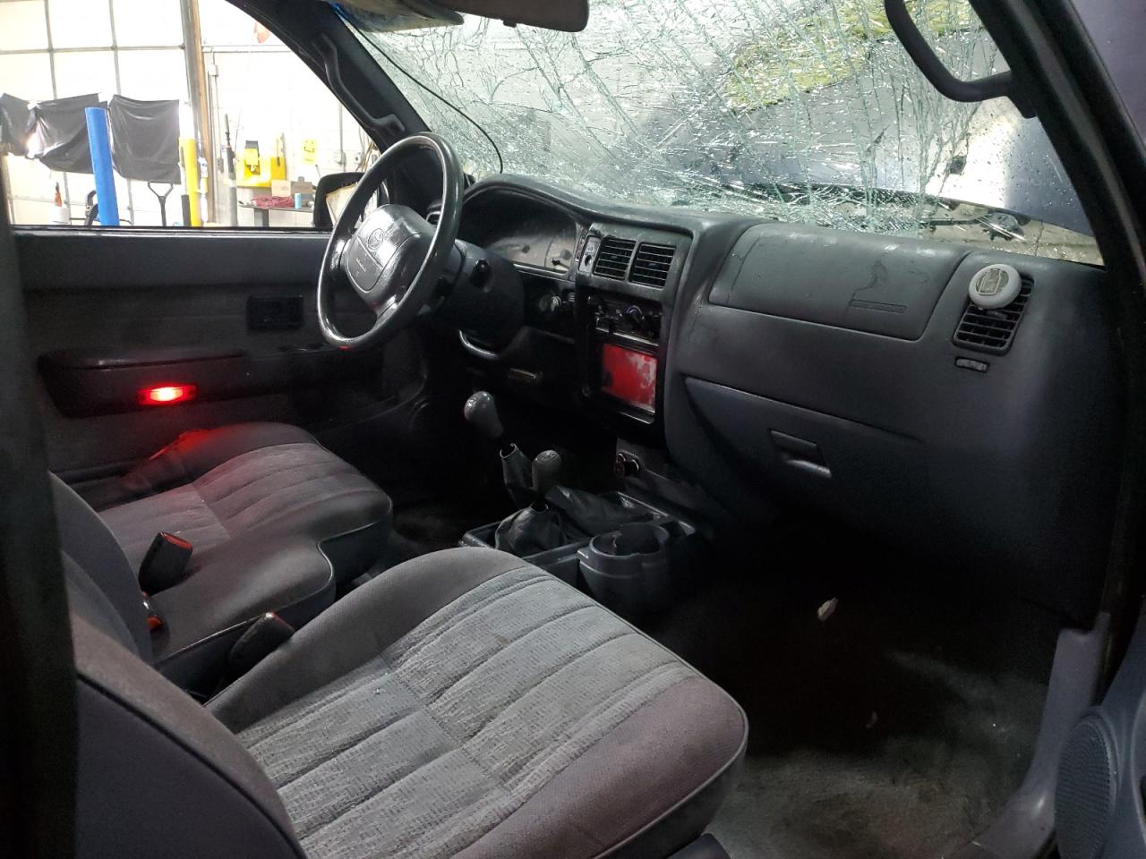 1998 Toyota Tacoma - Image 8