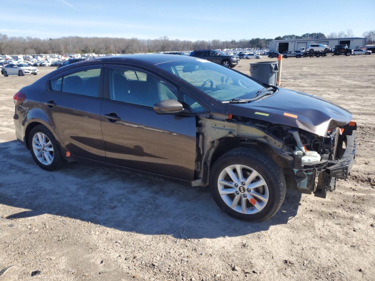 2017 Kia Forte - Image 4