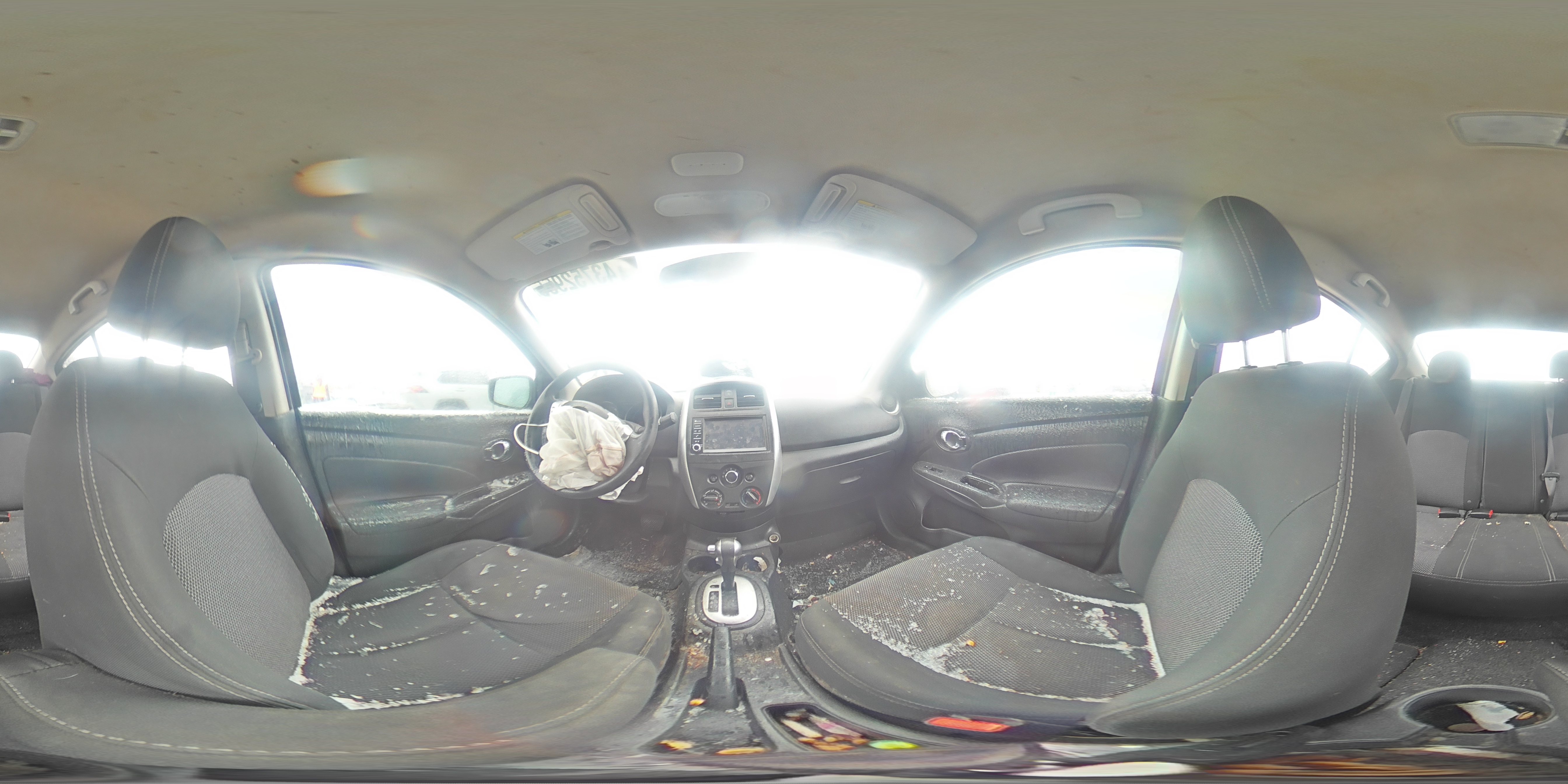 2019 Nissan Versa - Image 13