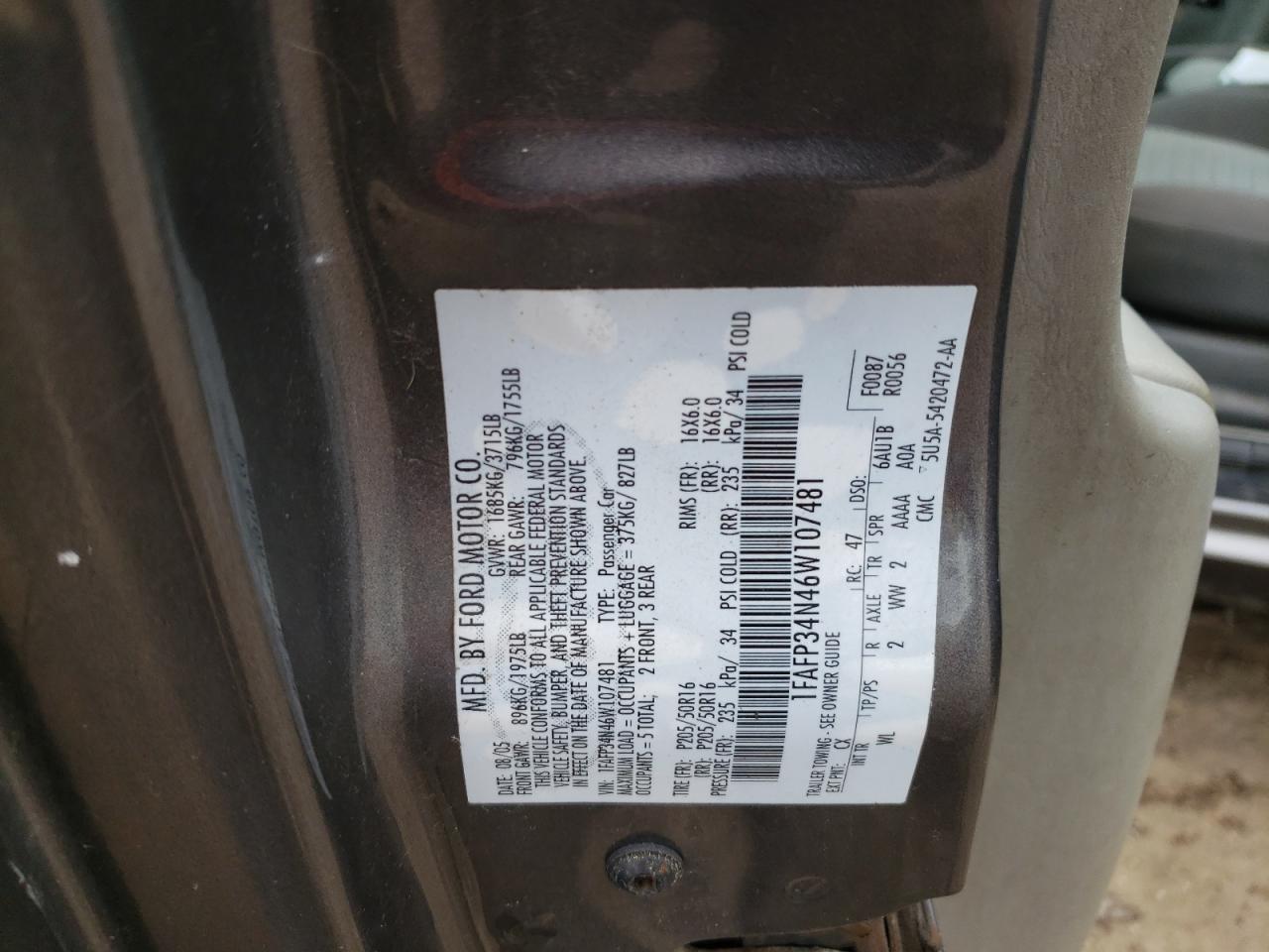2006 Ford Focus - Image 12