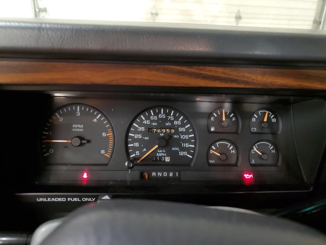 1991 Dodge Dakota - Image 9