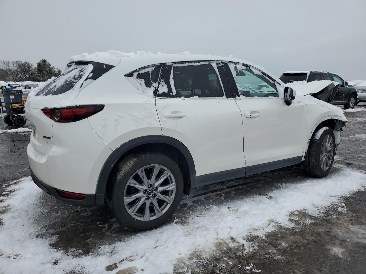 2020 Mazda CX-5 - Image 3