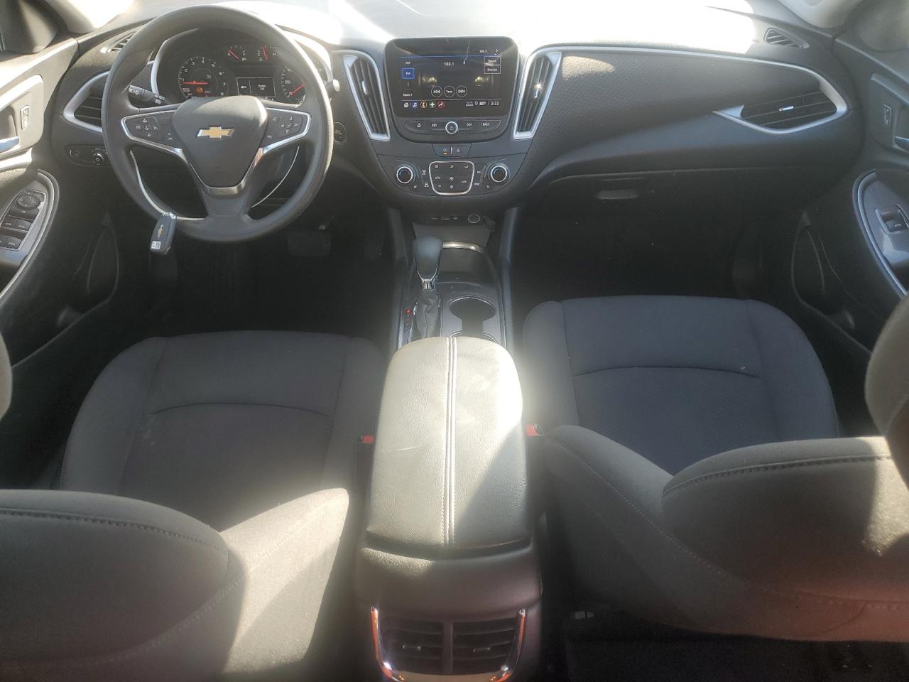 2023 Chevrolet Malibu - Image 8