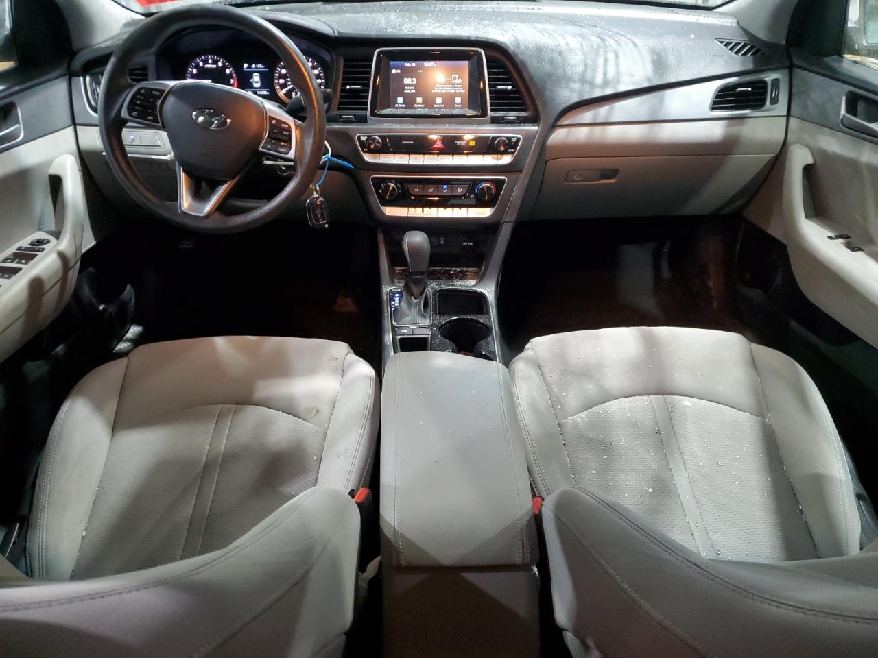 2019 Hyundai Sonata - Image 8