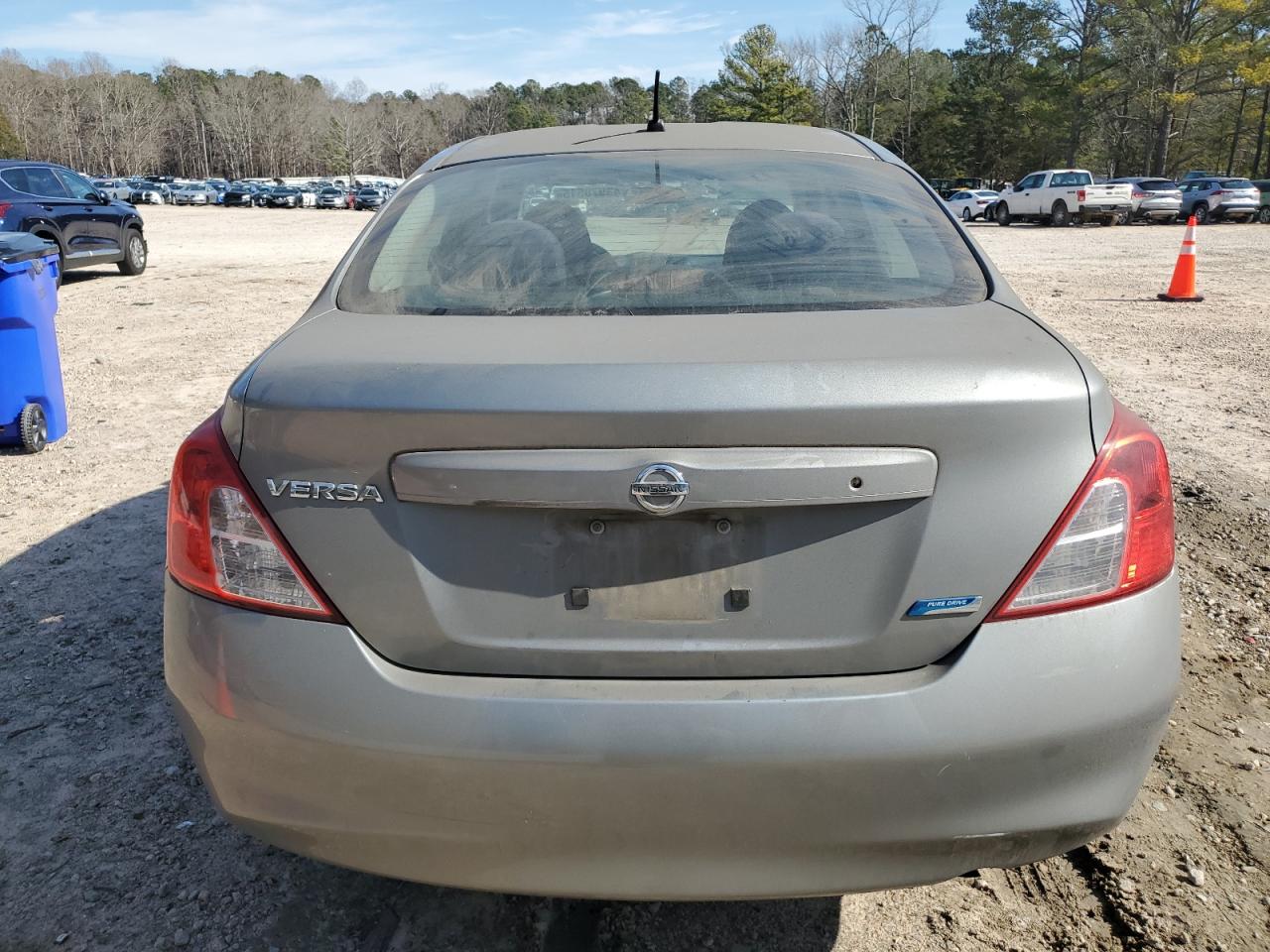 2014 Nissan Versa - Image 6