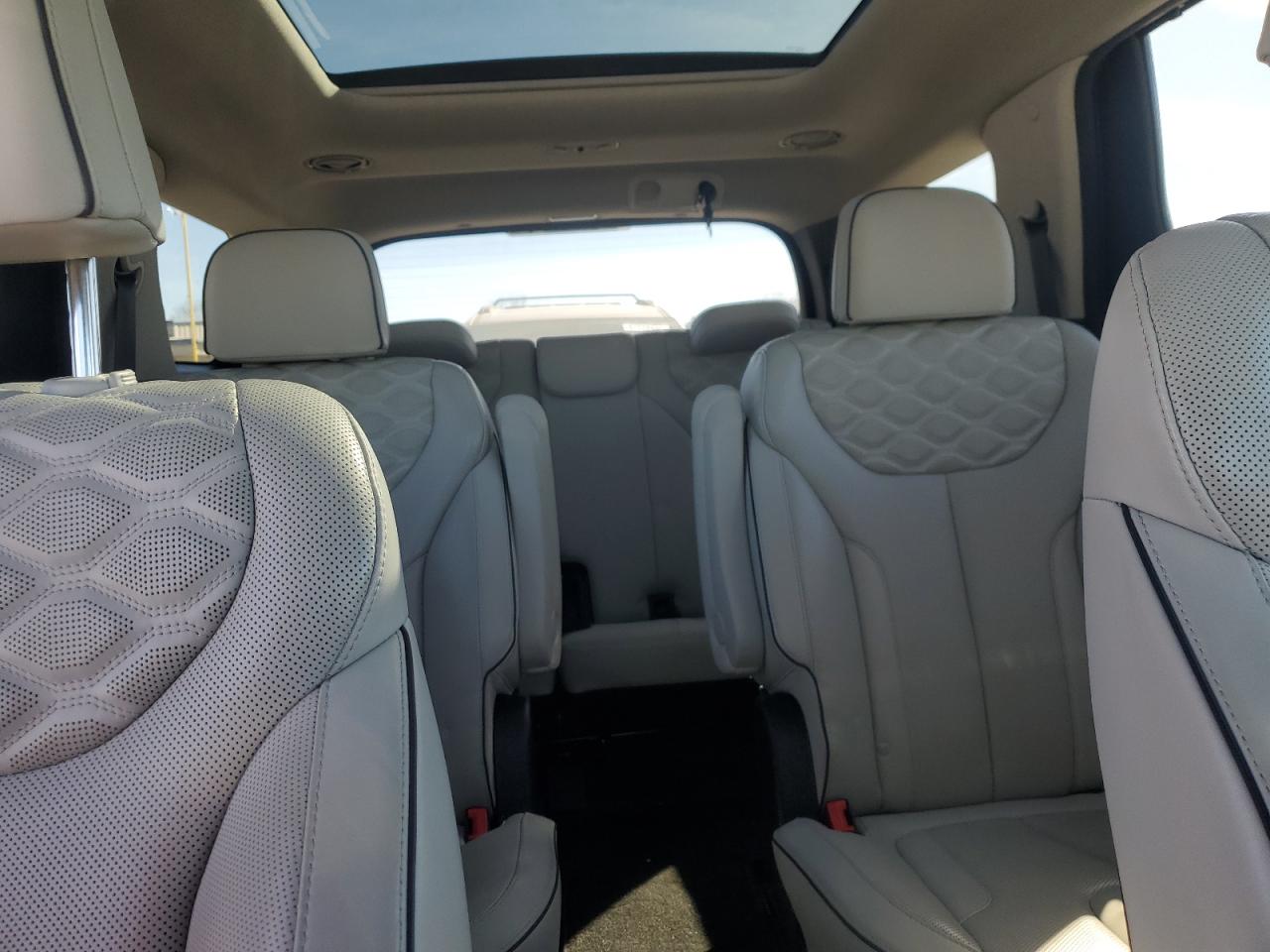 2022 Hyundai Palisade - Image 10