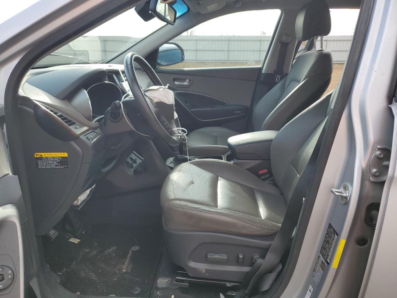 2017 Hyundai Santa Fe - Image 7