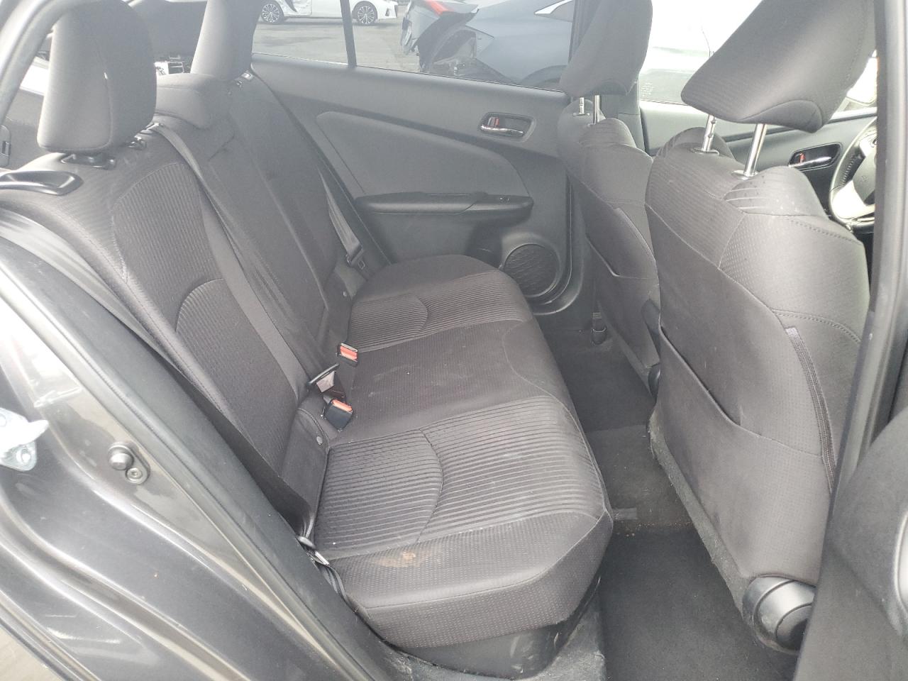 2016 Toyota Prius - Image 10