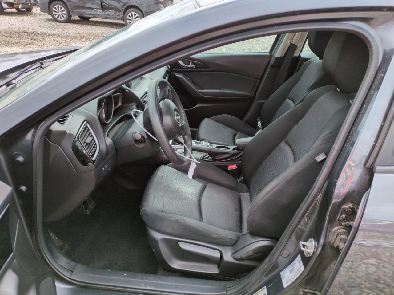 2015 Mazda 3 - Image 7