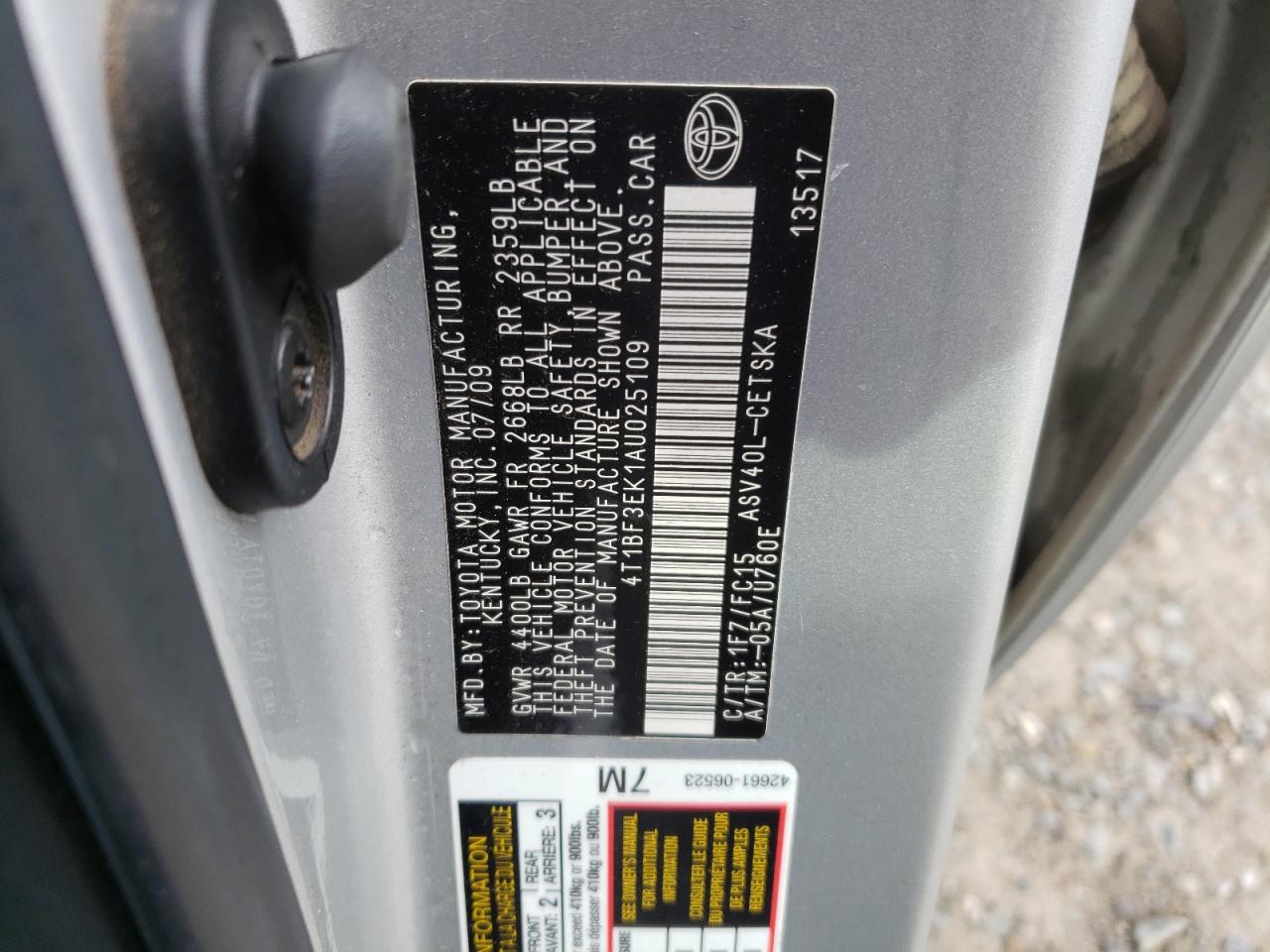 2010 Toyota Camry - Image 13