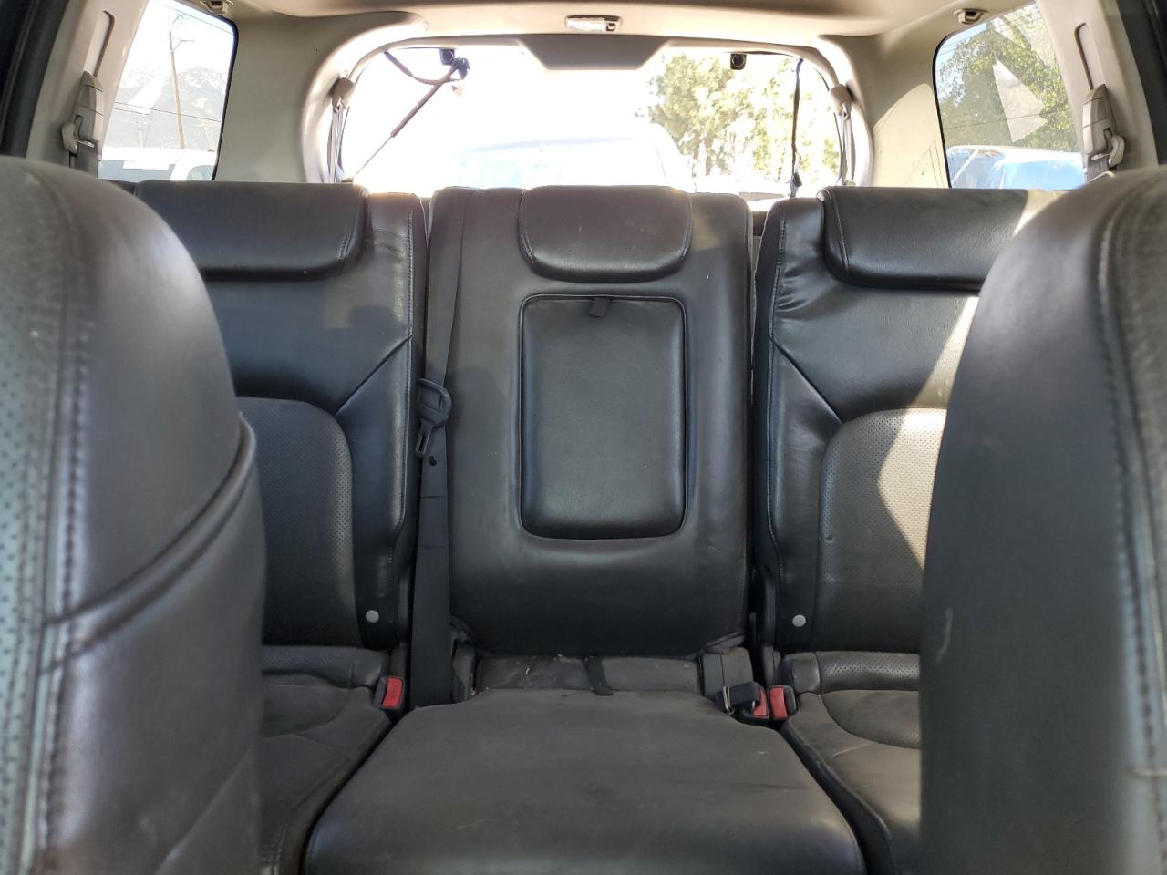 2010 Nissan Pathfinder - Image 10