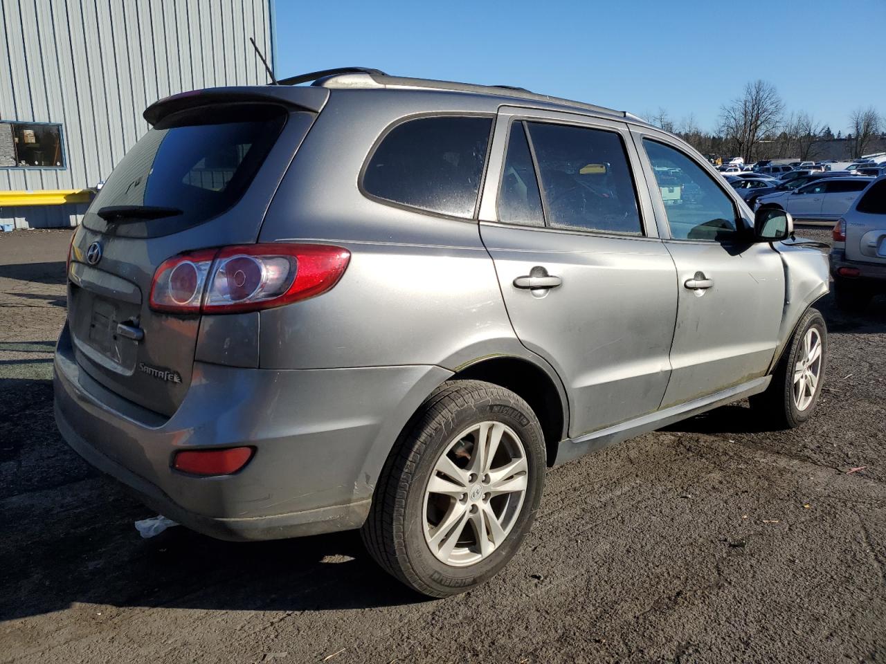 2011 Hyundai Santa Fe - Image 3