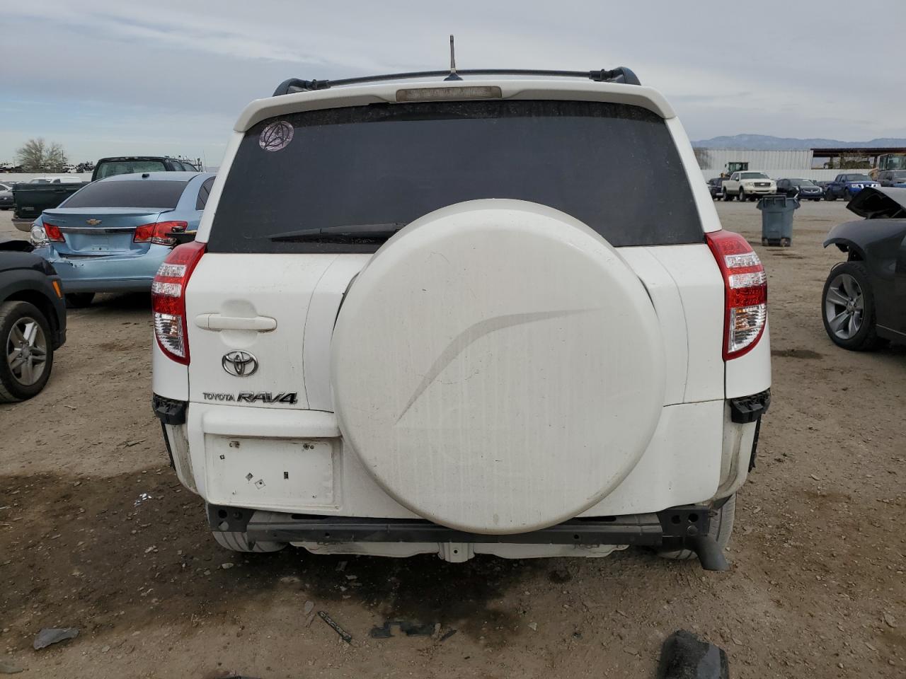 2010 Toyota RAV 4 - Image 6