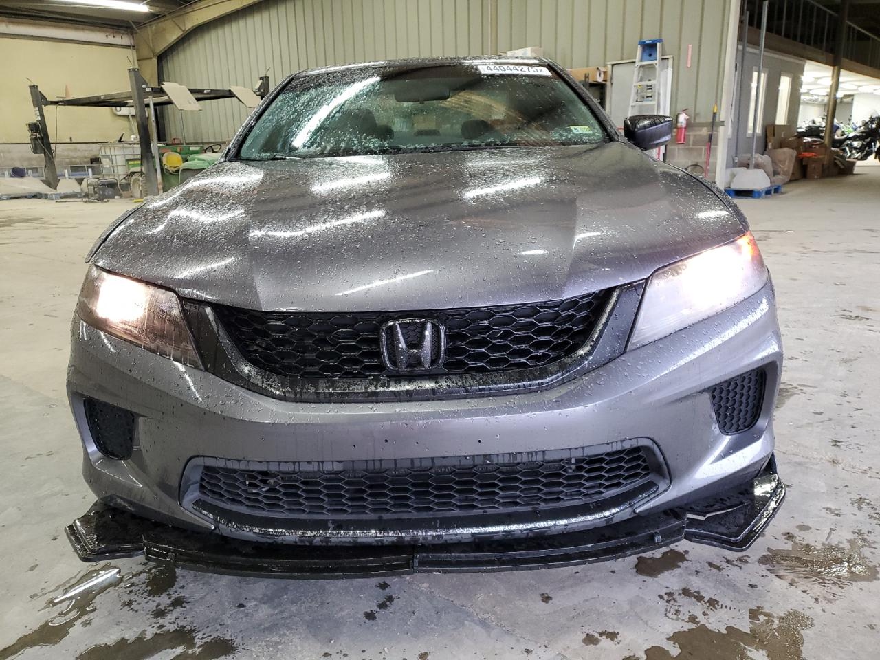 2013 Honda Accord - Image 5