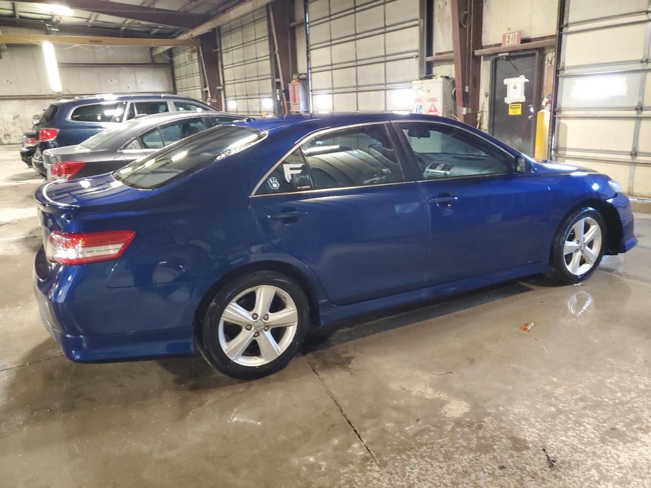 2010 Toyota Camry - Image 3