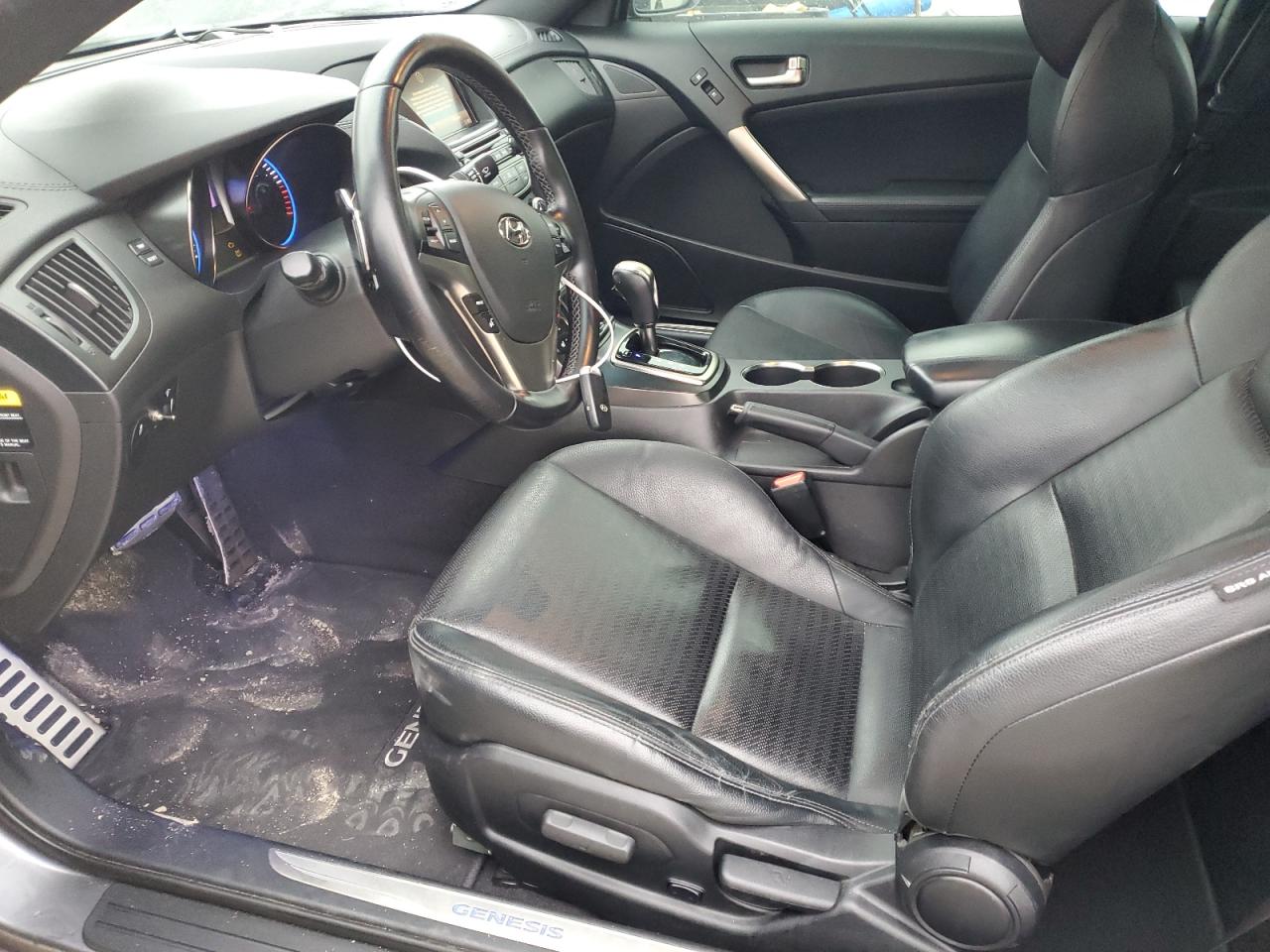 2015 Hyundai Genesis - Image 7