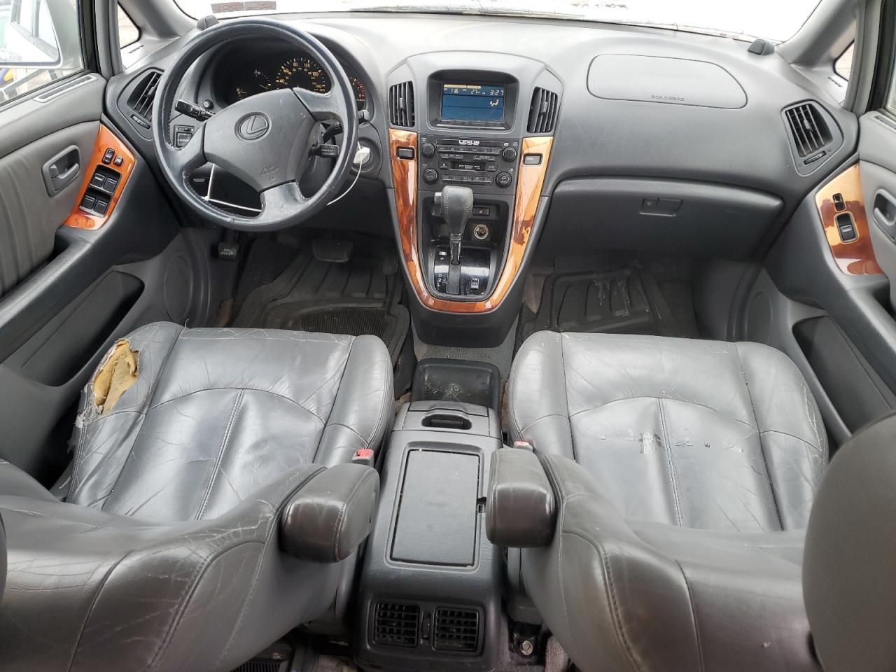 2000 Lexus RX - Image 8