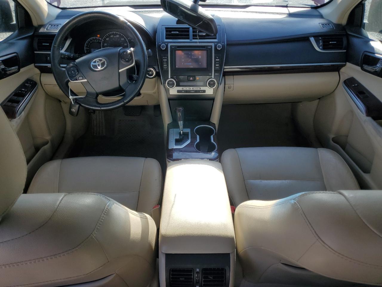 2012 Toyota Camry - Image 8