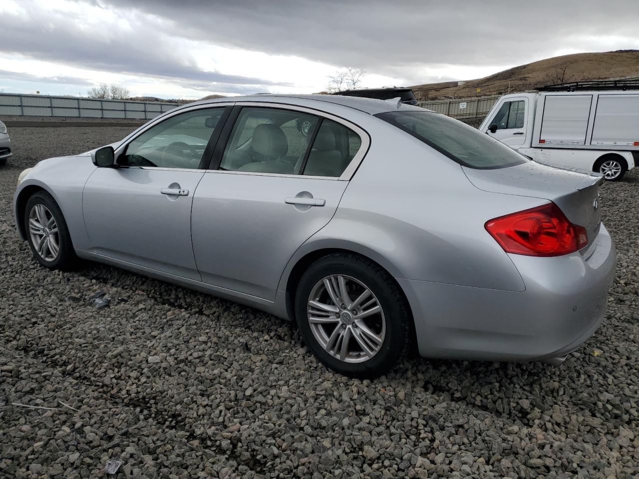 2013 Infiniti G - Image 2