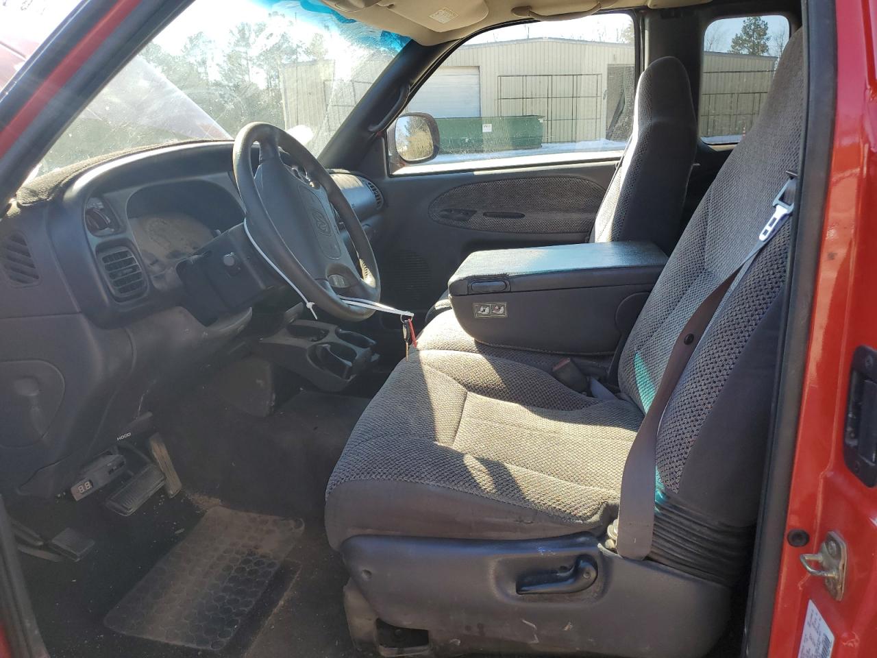 1999 Dodge RAM - Image 7