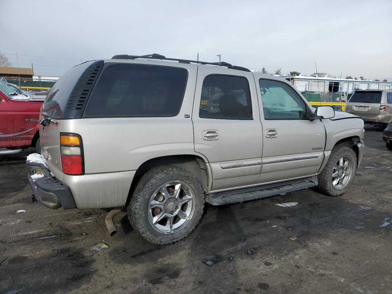 2005 GMC Yukon - Image 3