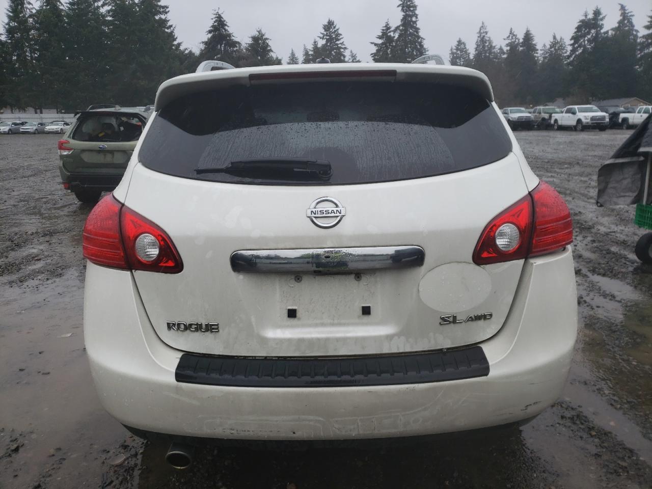 2011 Nissan Rogue - Image 6