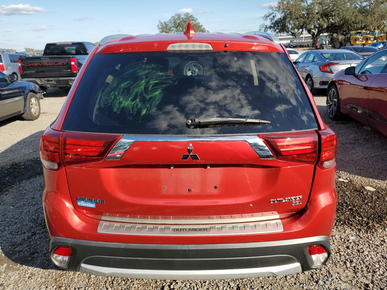 2017 Mitsubishi Outlander - Image 6