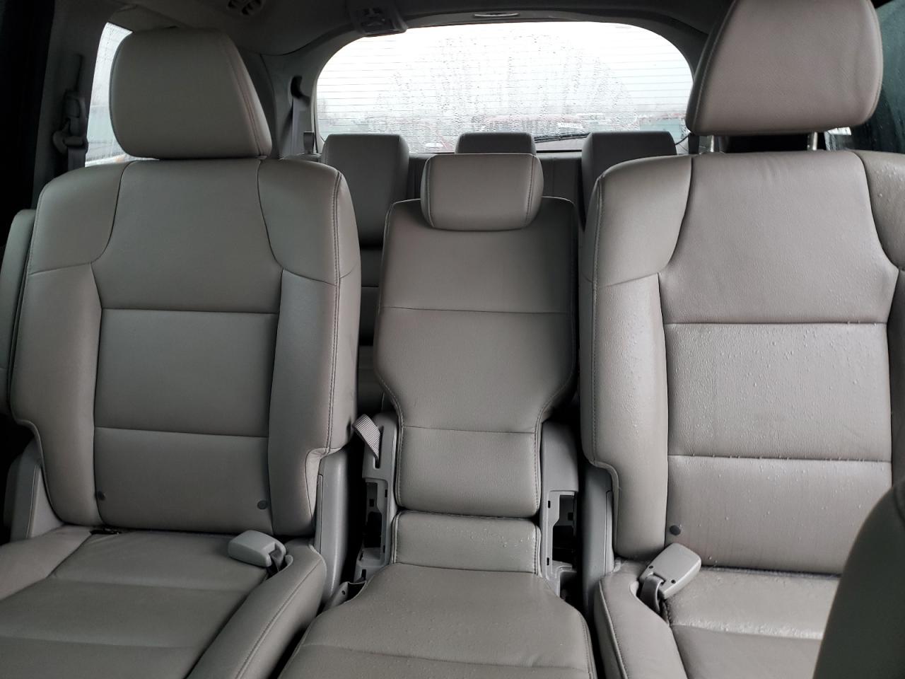 2014 Honda Odyssey - Image 10