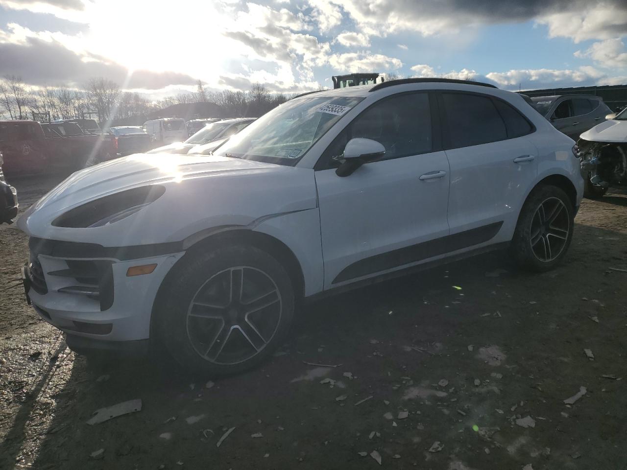 2019 Porsche Macan - Image 1
