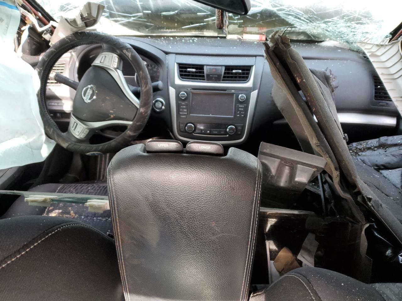 2017 Nissan Altima - Image 8